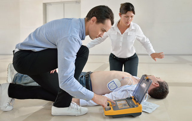 Critical First-Aid Equipment: Mindray AED